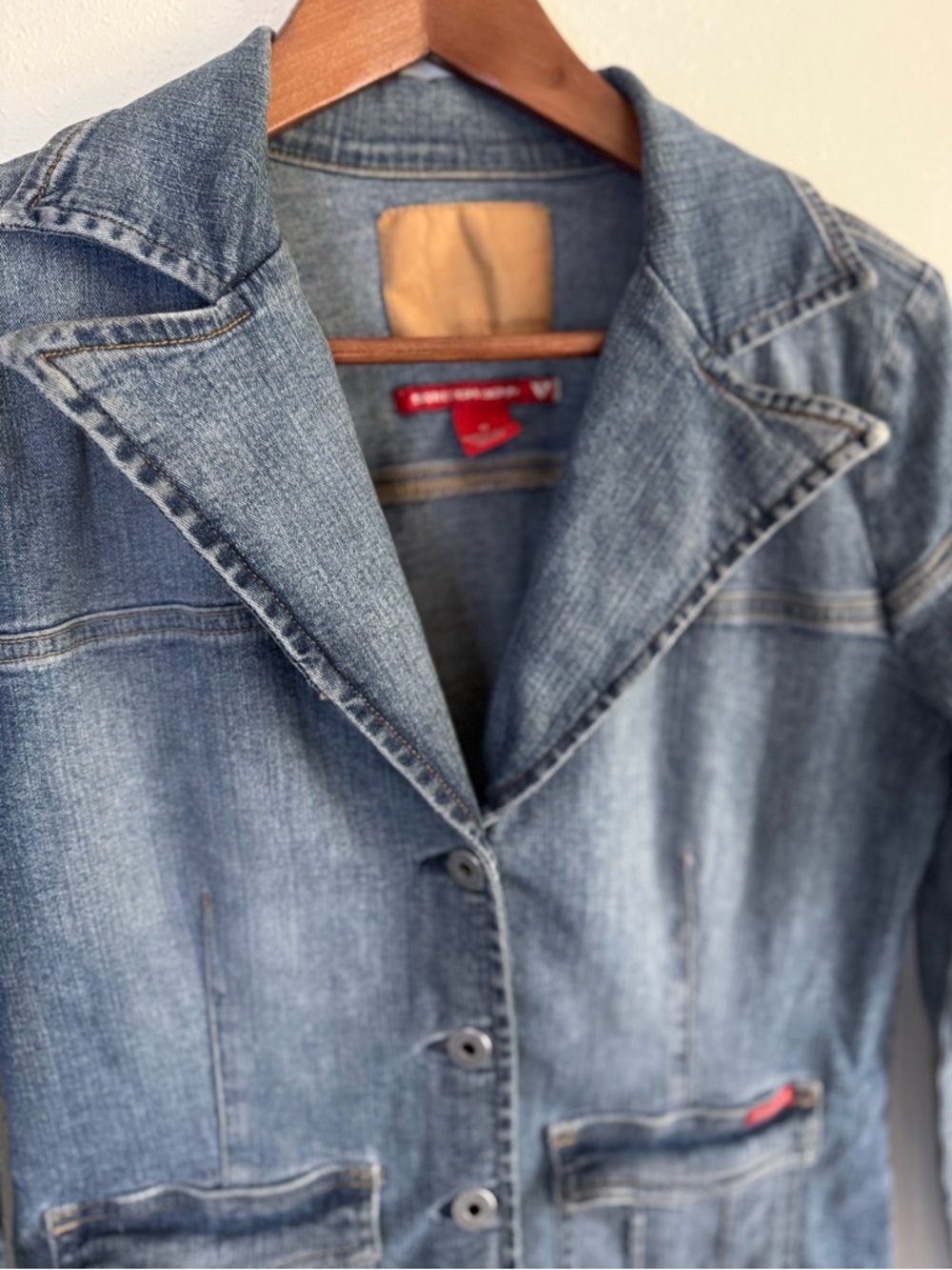 GUESS Denim Jacket Cropped Stretch Y2K Blue Jean Jacket Women M - Picture 3 of 9